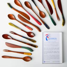 Lacquered T-spoon and fork series