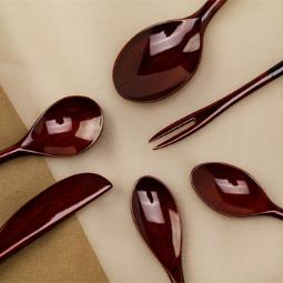 Sword-inspired Lacquered Spoon & Teaspoon Set